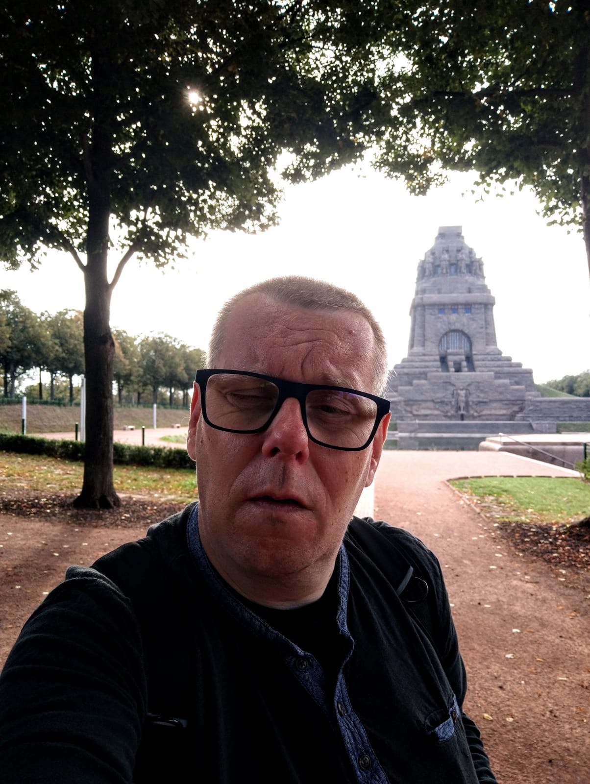 Heiko vor dem Vlkerschlachtdenkmal